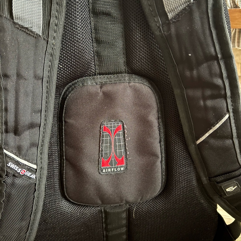 SwissGear Charcoal Backpack with Red Accents - Picture 7 of 8